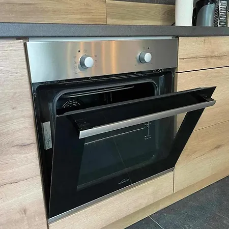 Charming In Roisin, 400 M² With Terrace