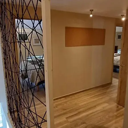 Charming In Roisin, 400 M² With Terrace *