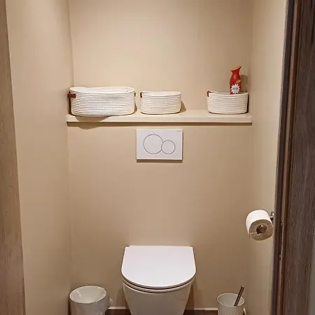 Chalet Charming Chalet In Roisin, 400 M² With Terrace