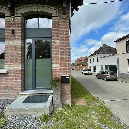 Charming In Roisin, 400 M² With Terrace * Meaurain