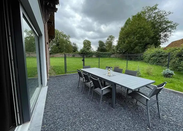 Charming In Roisin, 400 M² With Terrace *