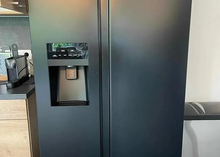 Charming In Roisin, 400 M² With Terrace Chalet