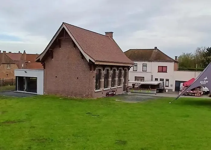 Charming In Roisin, 400 M² With Terrace Chalet *