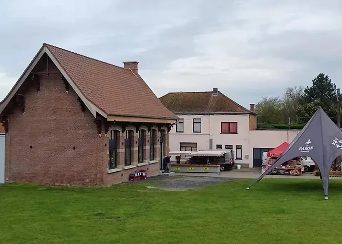 Chalet Charming In Roisin, 400 M² With Terrace *