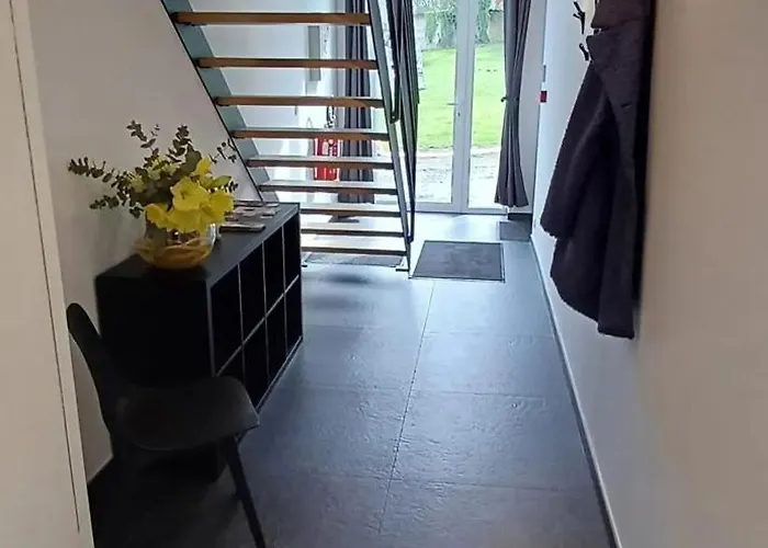 Charming In Roisin, 400 M² With Terrace