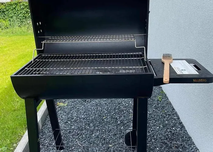 Chalet Charming In Roisin, 400 M² With Terrace