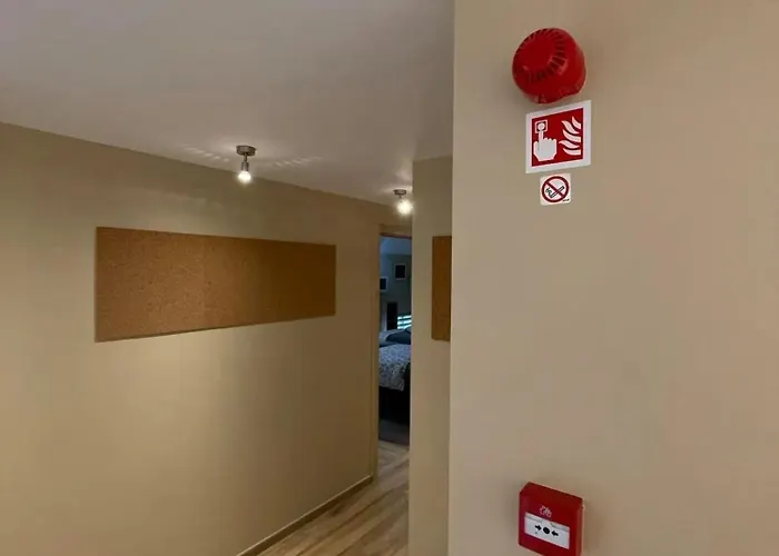 Chalet Charming In Roisin, 400 M² With Terrace *